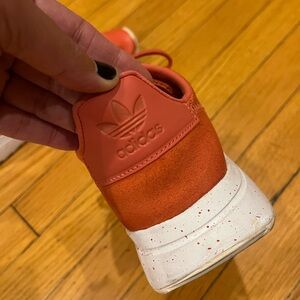 Women Adidas Flashback, Size 9 Corral Color, like New